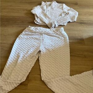 Love White Textured Women's Leggings Set